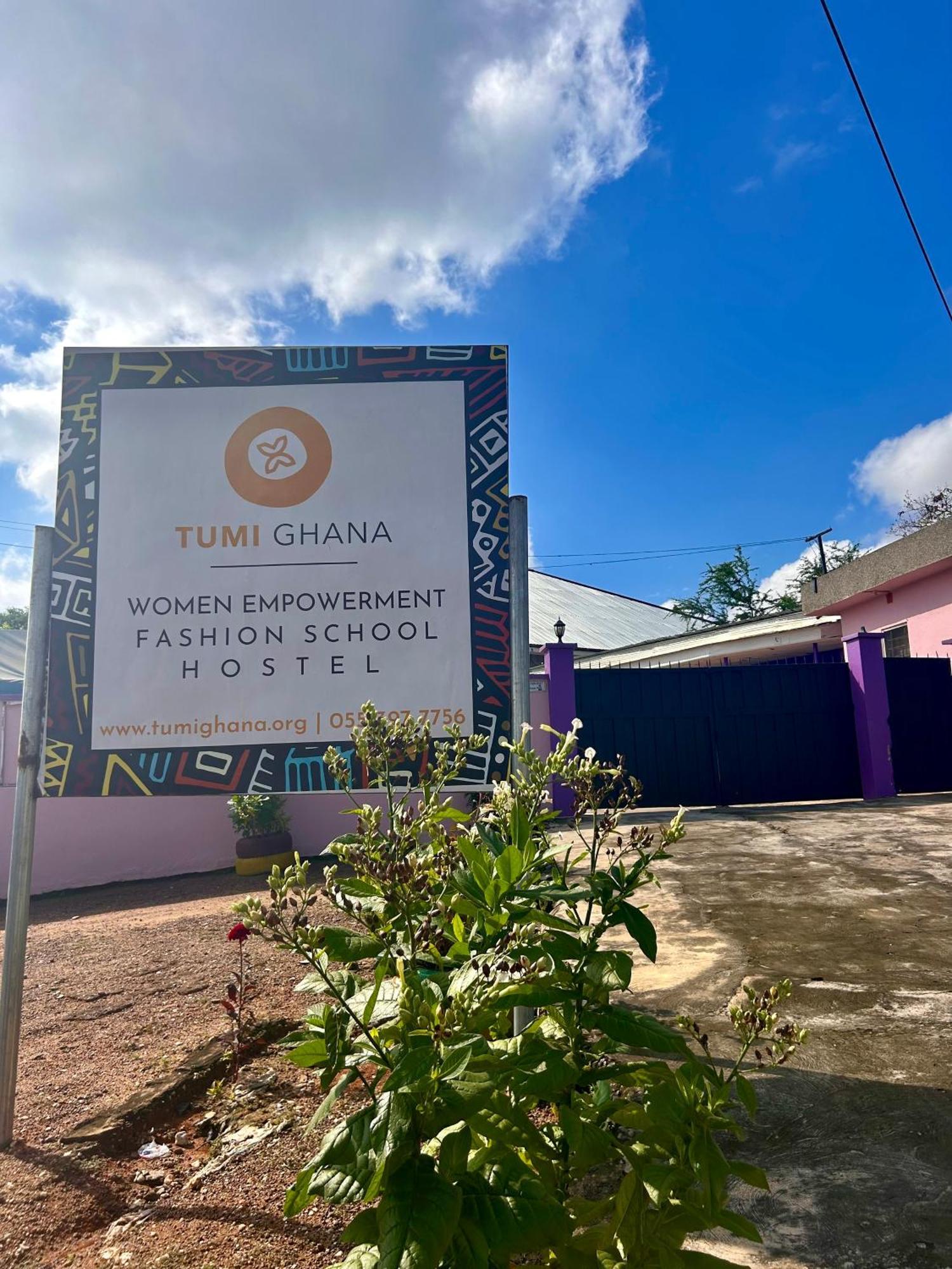 Tumi Hostel 쿠마시 외부 사진