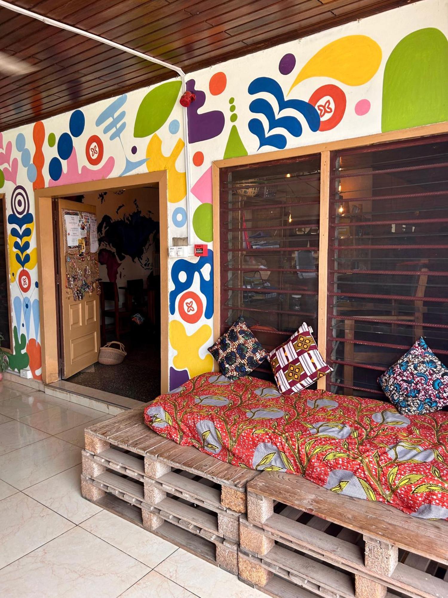 Tumi Hostel 쿠마시 외부 사진