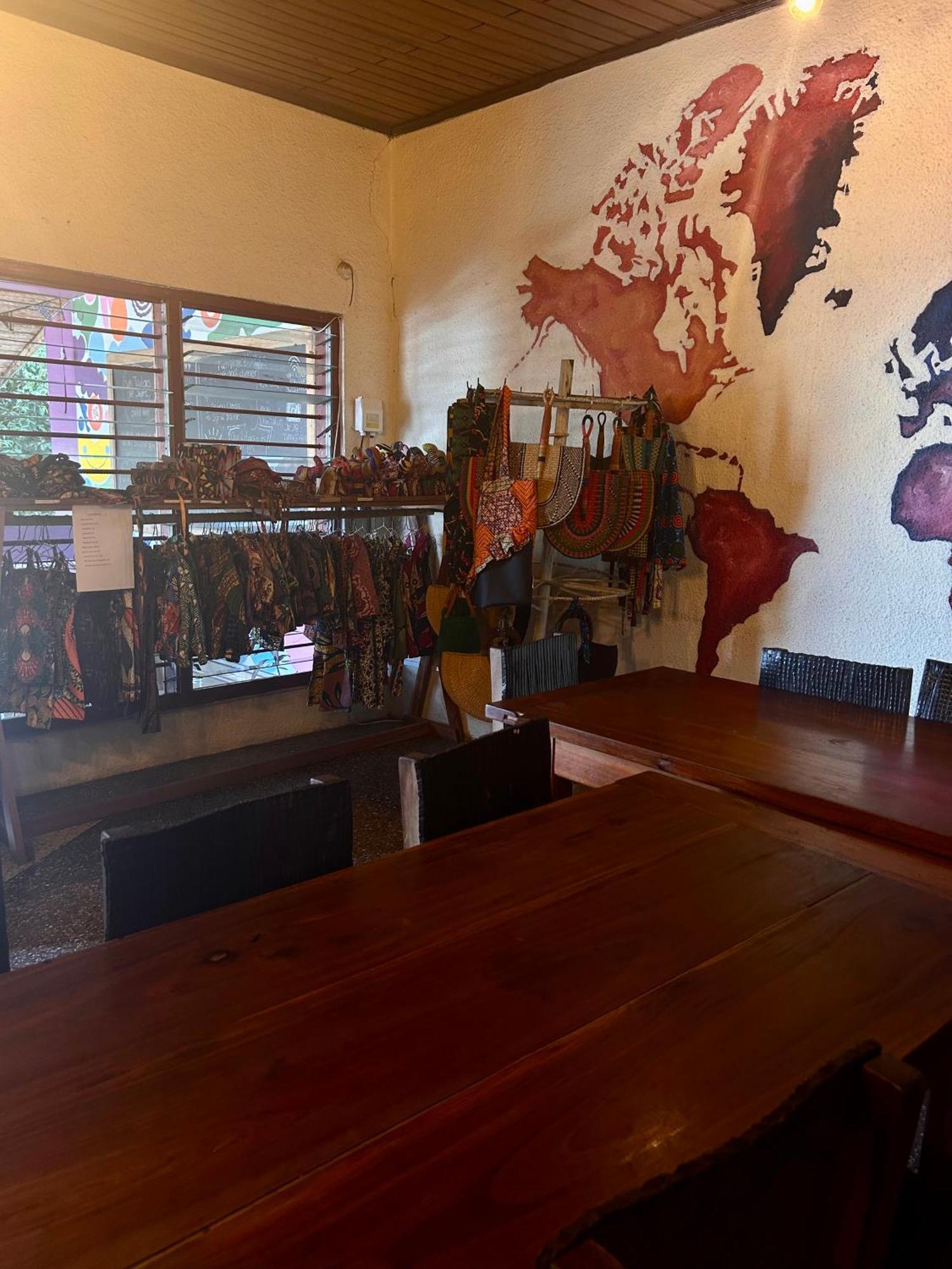 Tumi Hostel 쿠마시 외부 사진